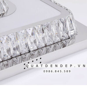 khung inox với pha lê k9 lấp lánh sang trọng